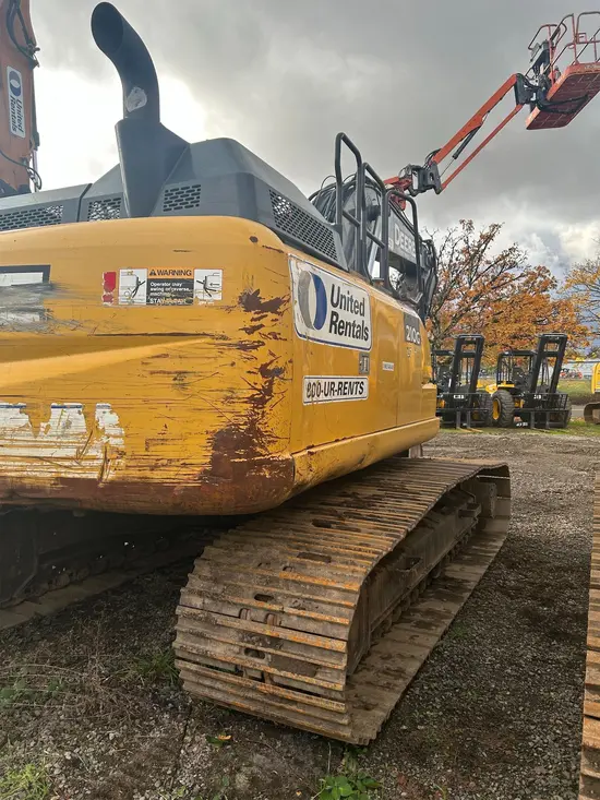 2018 John Deere 210G LC Excavator