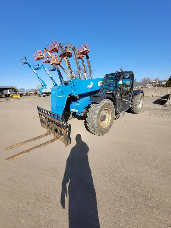 2016 Genie GTH-844 Forklift
