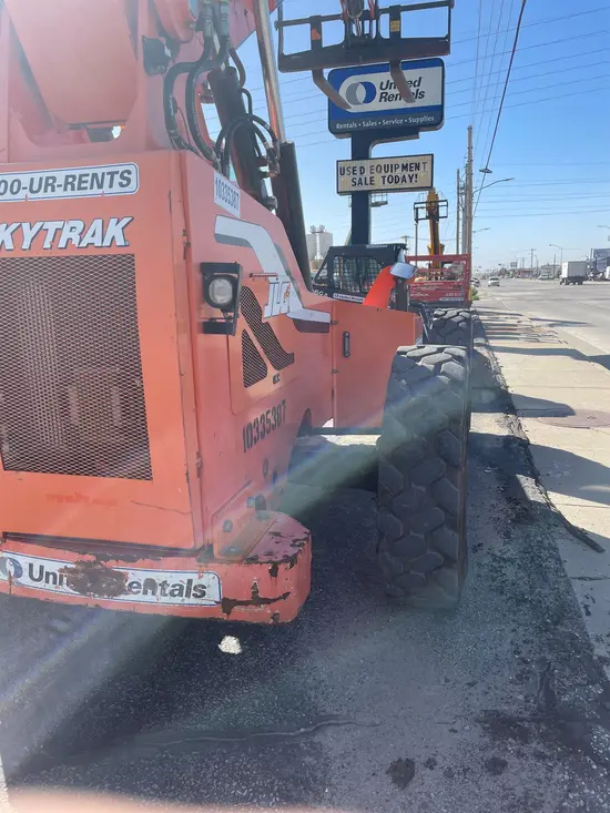 2015 SKYTRAK 6042 Forklift