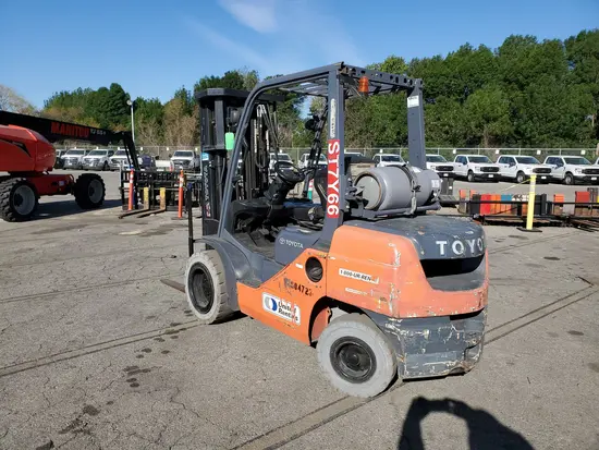 2016 Toyota 8FGU30 Warehouse Forklift