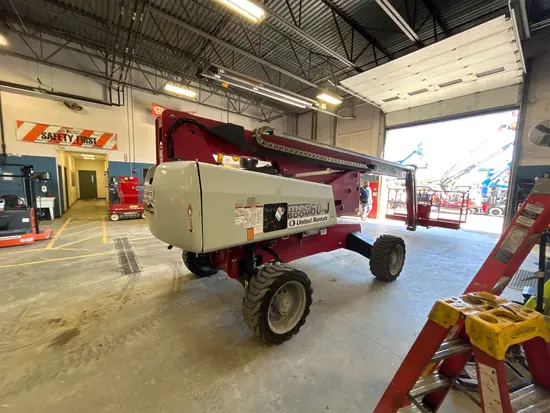 2015 MEC 60JD Boom Lift