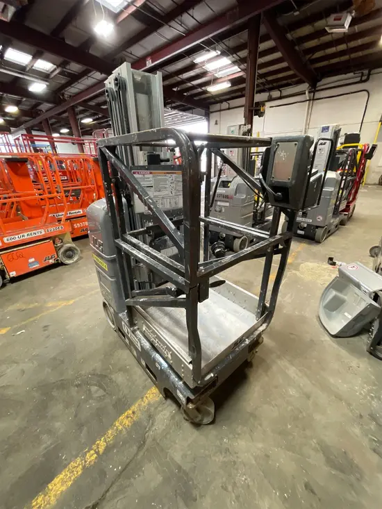 2018 JLG 20MVL Self-Propelled One-Person Lift