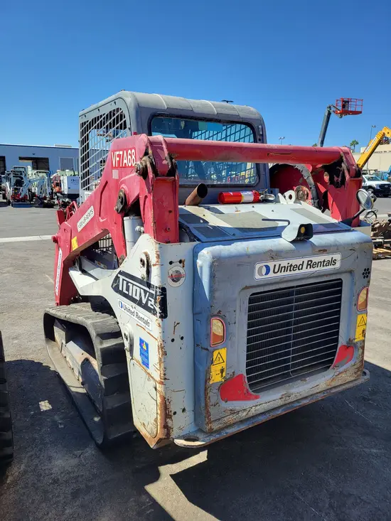 2017 Takeuchi TL10V2-R Track Loader