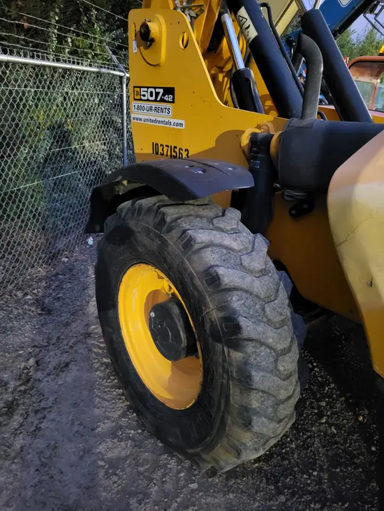 2015 JCB 507-42 Forklift