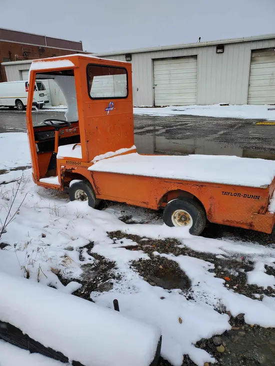 2005 Taylor Dunn B248 Utility Vehicle