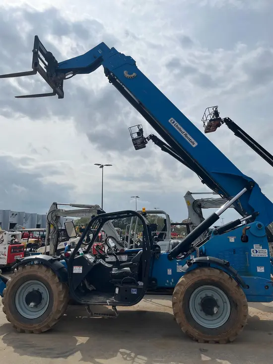 2016 Genie GTH-1056 Forklift