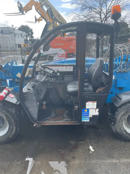 2017 Genie GTH-5519 Forklift