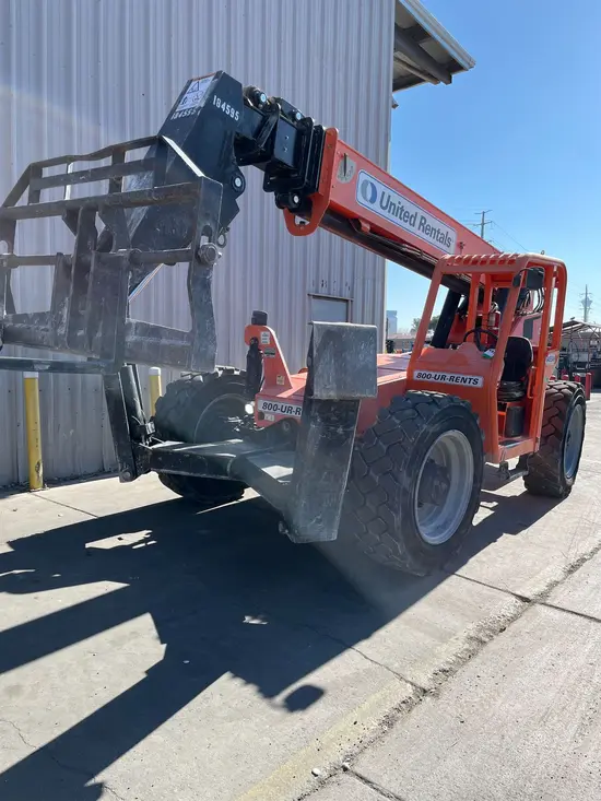 2017 SKYTRAK 10054 Forklift