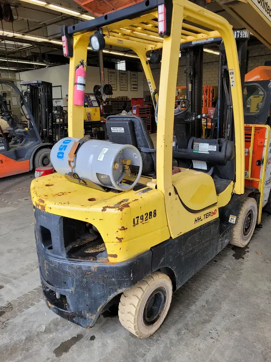 2016 HYSTER H50CT Warehouse Forklift