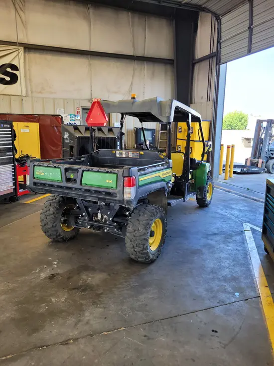 2021 John Deere XUV855MS4 Utility Vehicle
