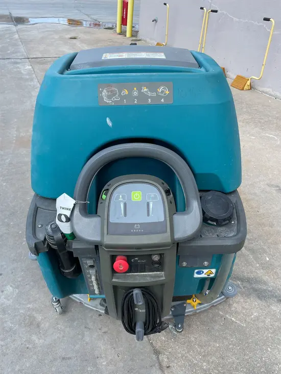 2019 Tennant M-T600E Scrubber