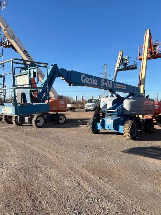 2014 Genie S-65 Boom Lift