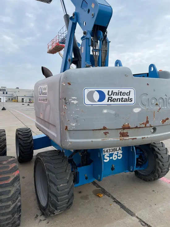 2014 Genie S-65 Boom Lift