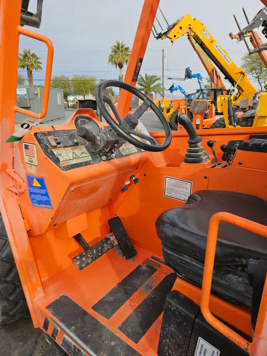 2017 SKYTRAK 10054 Forklift
