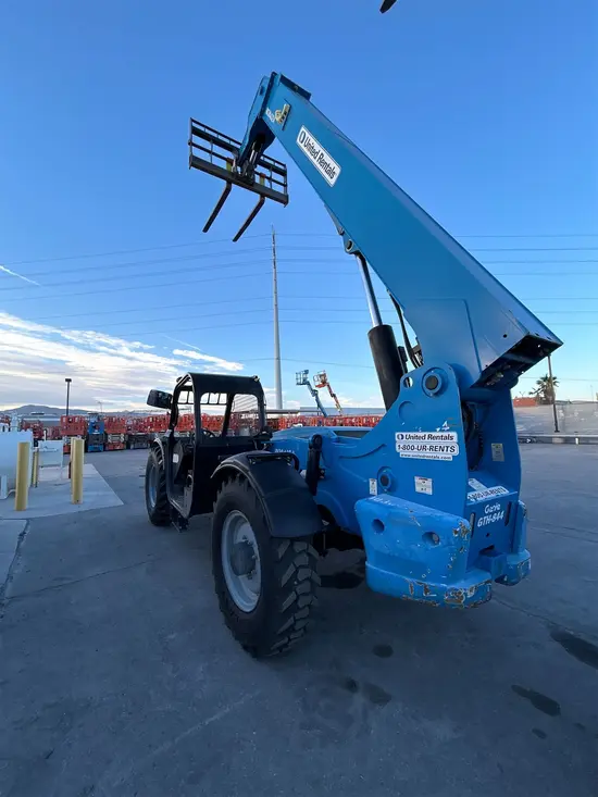 2015 Genie GTH-844 Forklift