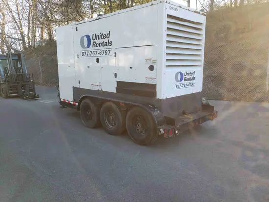 2013 Cummins C300D6RG Diesel Generator