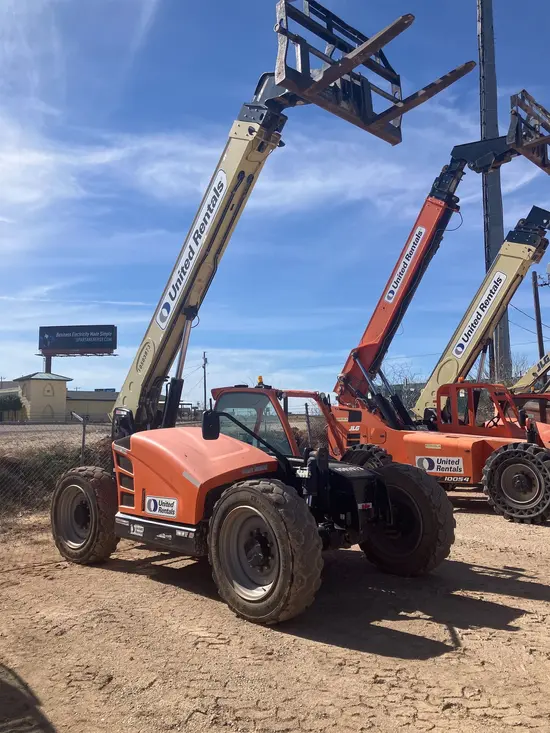 2016 JLG 642 Forklift