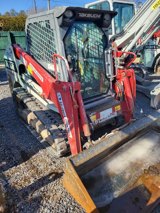 2018 Takeuchi TL6CR Track Loader