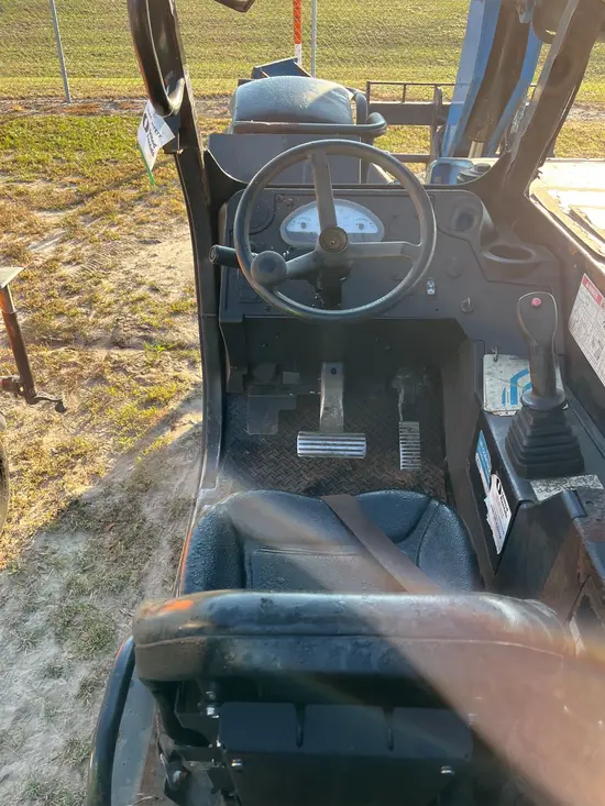 2015 Genie GTH-1056 Forklift