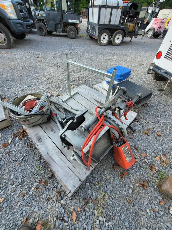 2015 RIDGID 535 Pipe Threading