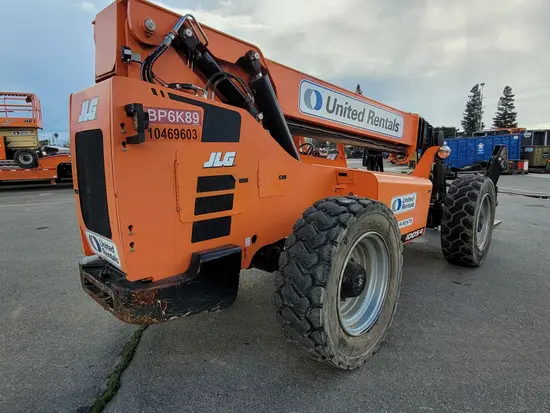 2016 SKYTRAK 10054 Forklift