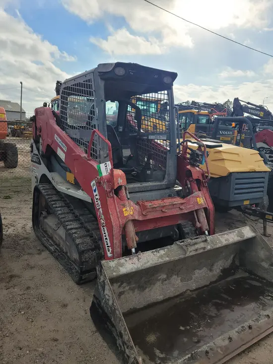 2017 Takeuchi TL10V2-R Track Loader