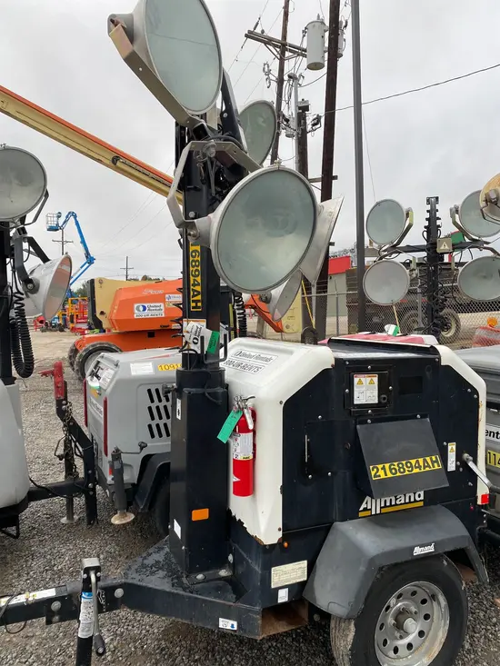2018 Allmand NL-V Portable Work Light