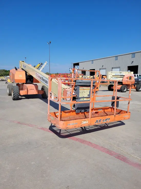 2014 JLG 800S Boom Lift