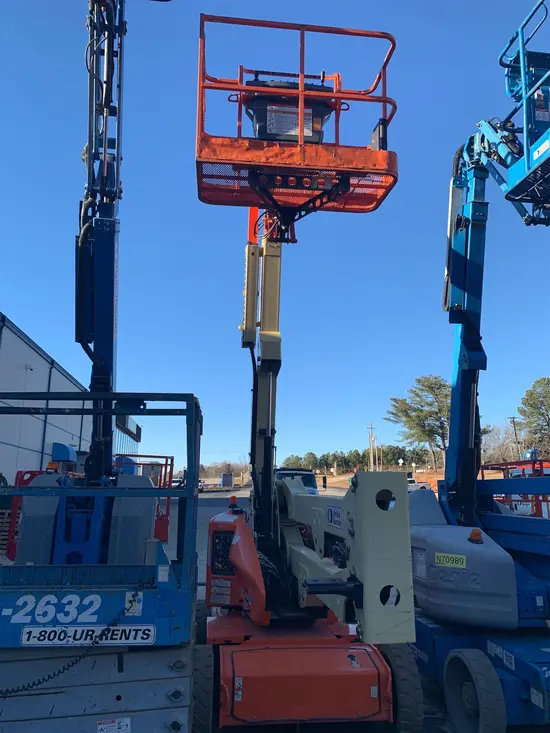 2015 JLG E450AJ Articulating Boom Lift