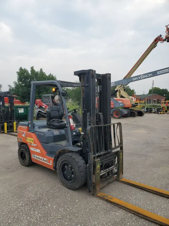 2021 Toyota 8FDU30 Warehouse Forklift