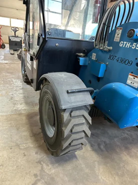 2018 Genie GTH-5519 Forklift