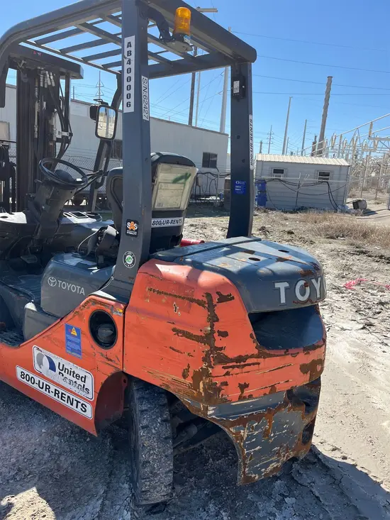 2018 Toyota 8FDU25 Warehouse Forklift