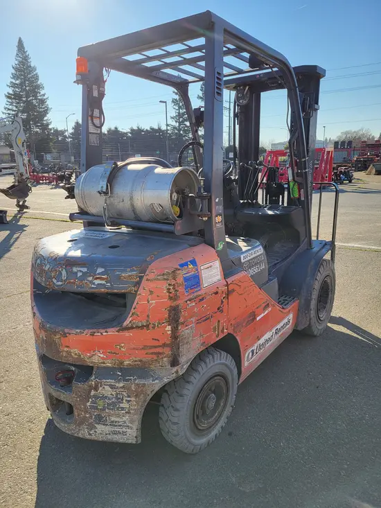 2017 Toyota 8FGU25 Warehouse Forklift