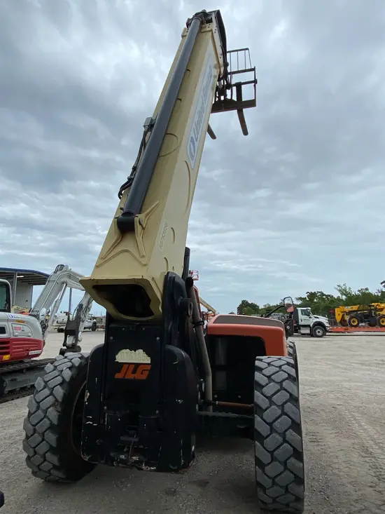 2018 JLG 1055 Forklift