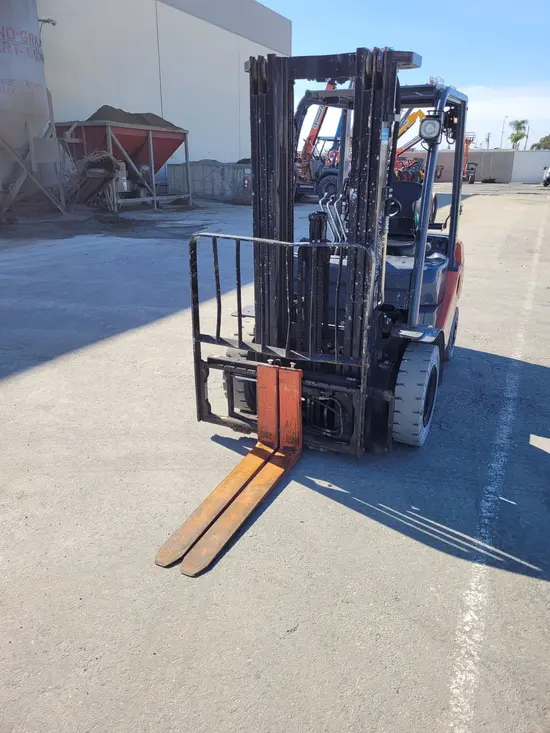 2018 Toyota 8FGU25 Warehouse Forklift