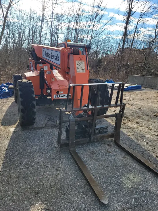 2015 SKYTRAK 6042 Forklift