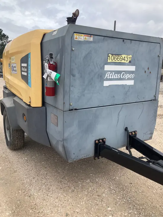 2017 Atlas Copco XAS440JD T4F Air Compressor