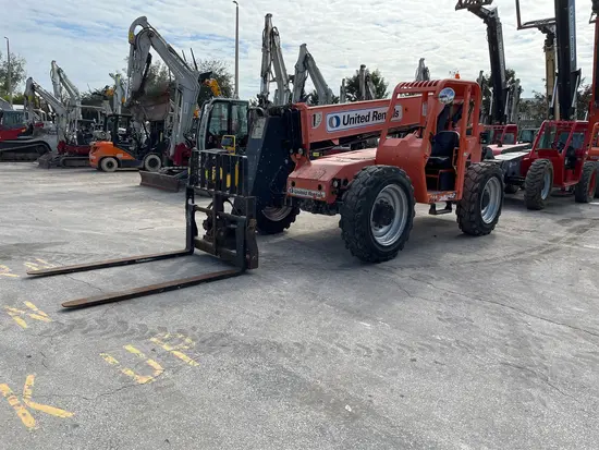 2016 SKYTRAK 6042 Forklift
