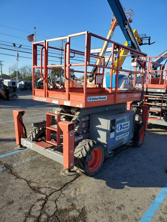 2017 Skyjack SJ6832RT Rough Terrain Scissor Lift
