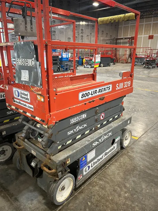 2018 Skyjack SJIII3219 Scissor Lift