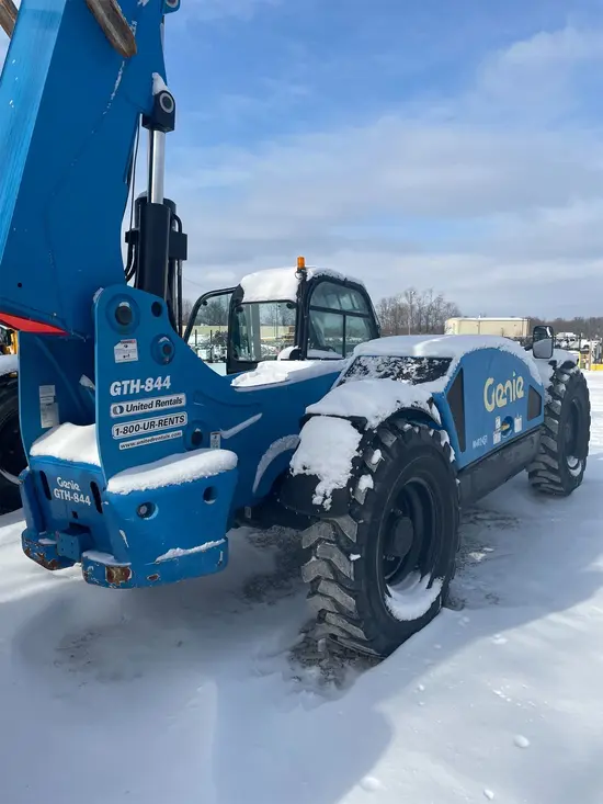 2016 Genie GTH-844 Forklift