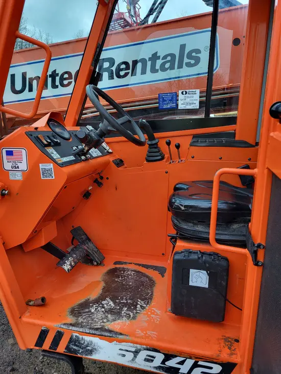 2016 SKYTRAK 6042 Forklift