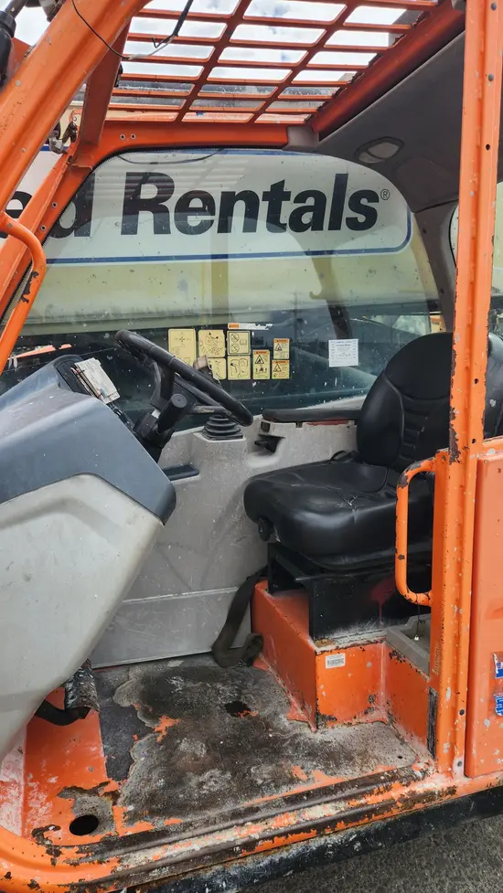 2015 JLG 1055 Forklift