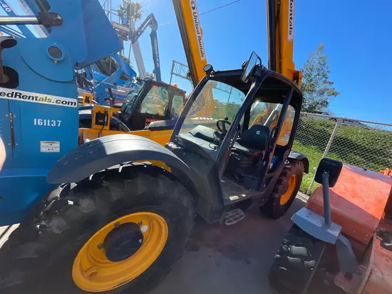 2016 JCB 507-42 Forklift