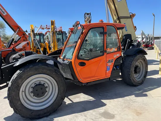 2019 JLG 1255 Forklift
