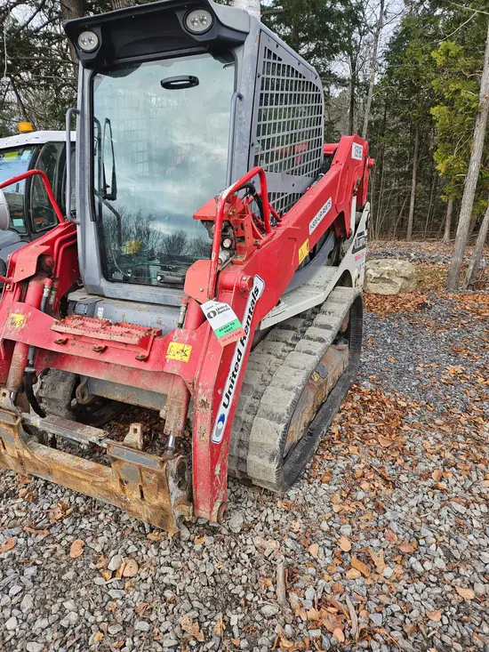 2017 Takeuchi TL10V2-CR Track Loader