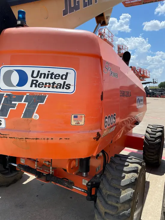 2016 JLG 600S Boom Lift