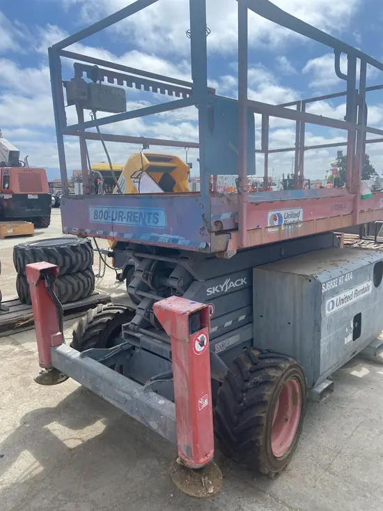 2017 Skyjack SJ6832RT Rough Terrain Scissor Lift