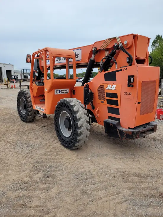 2016 SKYTRAK 6042 Forklift