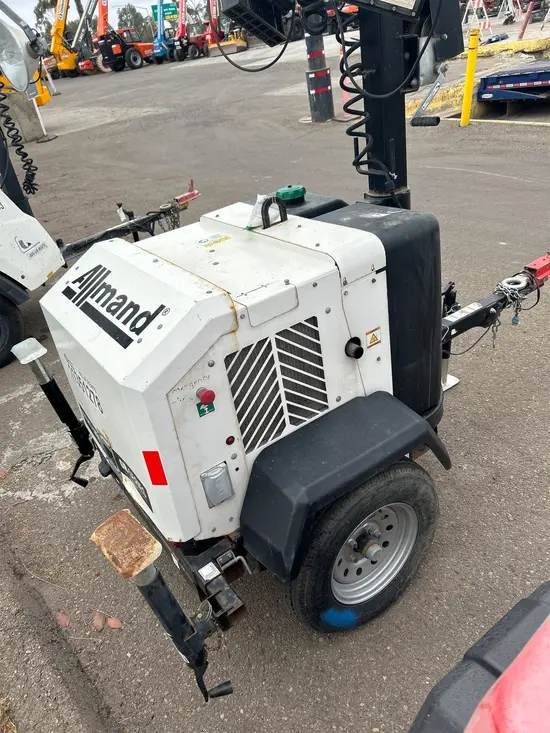 2022 Allmand NLGR LC 3KW W/W Portable Work Light